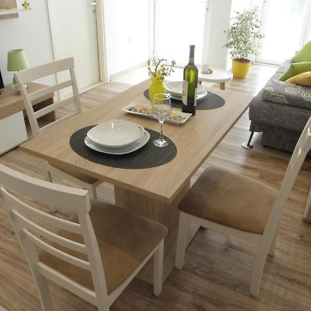 Apartment Near Center,Beach,Bus +Free Parking Zadar Exterior foto